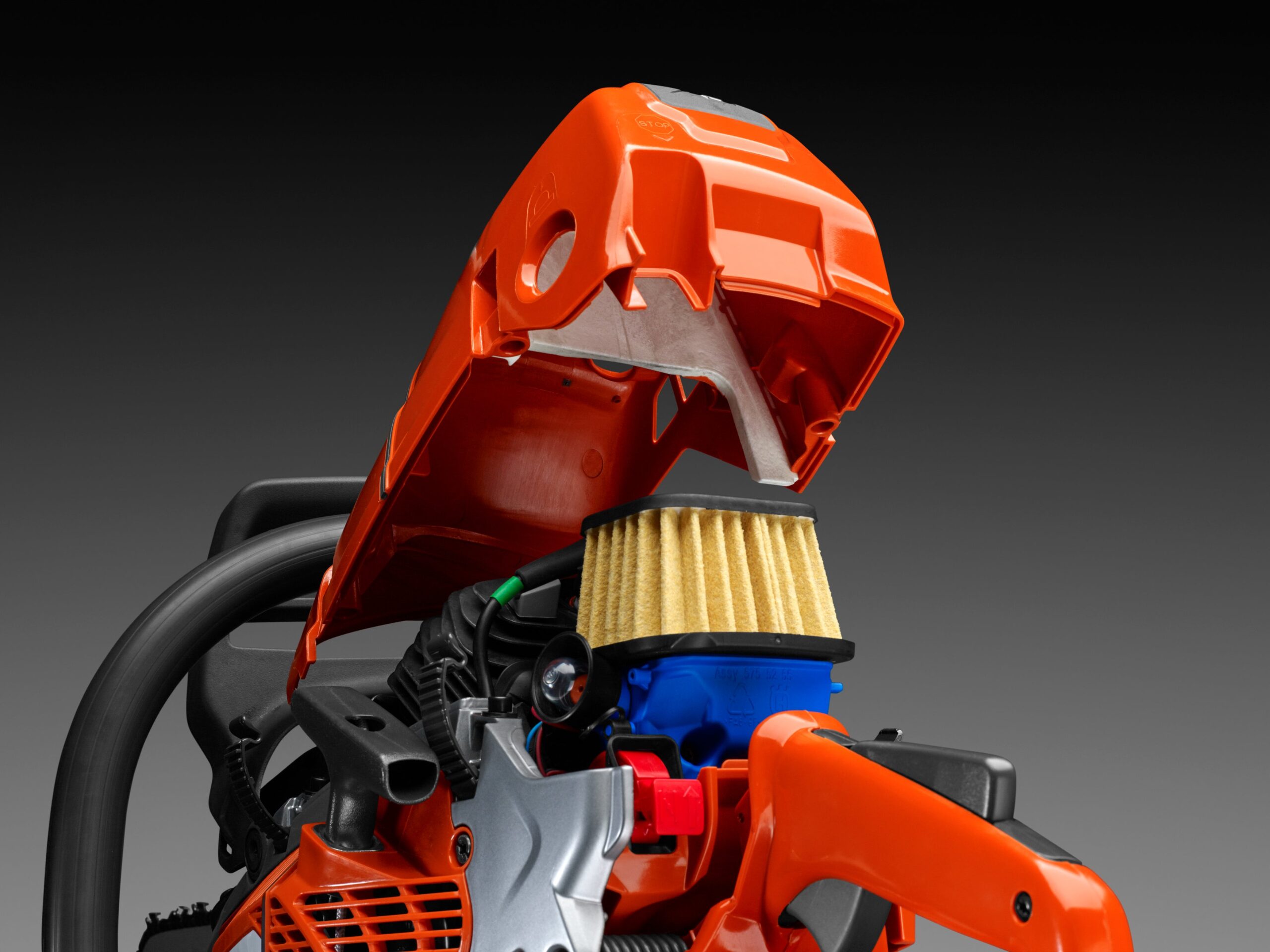 Husqvarna 572 XPG mugav juurdepääs olulisele Husqvarna 572 XPG mugav juurdepääs olulisele