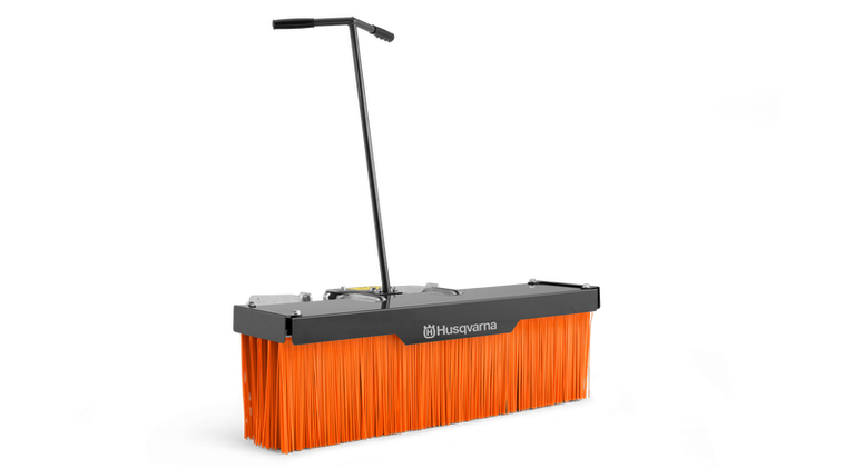 Husqvarna lükatav hari